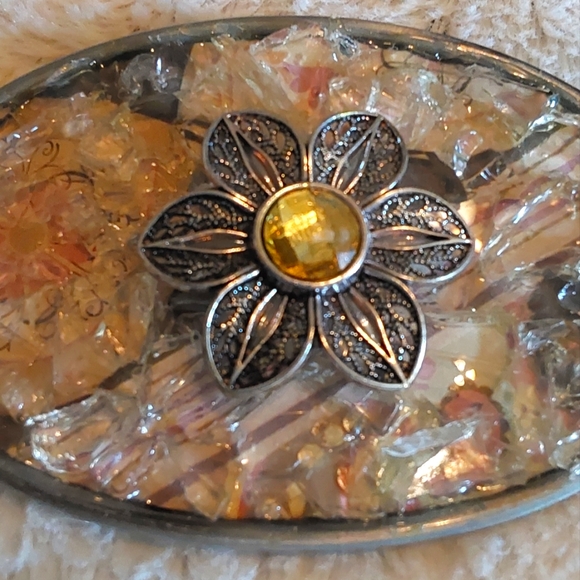 🌺 🎉HOST PICK🎉 Buckle Rage Silver, Crystal & Embellished Belt Buckle - Picture 2 of 10